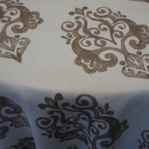 Lucca, Taupe on Table